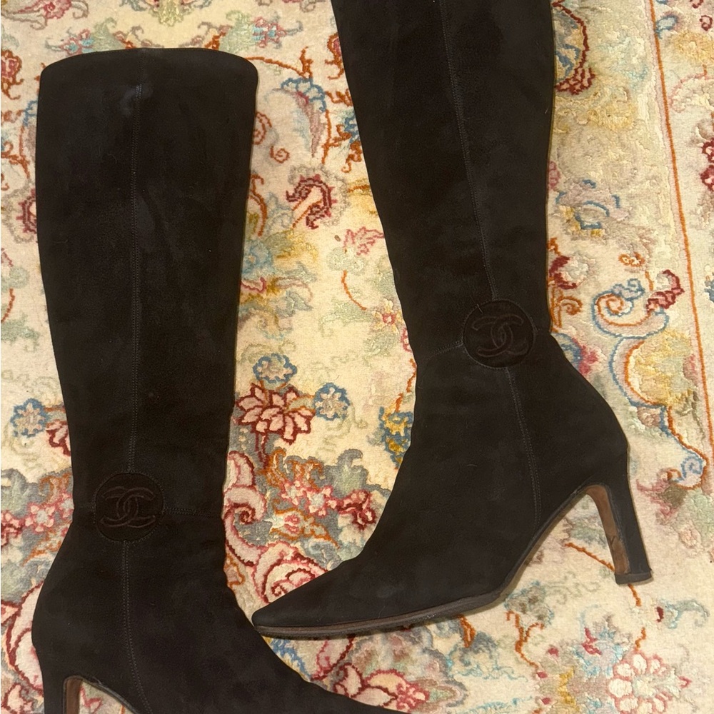 CHANEL Black Heeled Boots riding boots - Picture 6 of 15